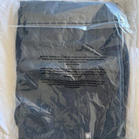 Men's Figs Axim Cargo Scrub Pants - Dark Harbour  (Grey / Blue) - Picture 4 of 5